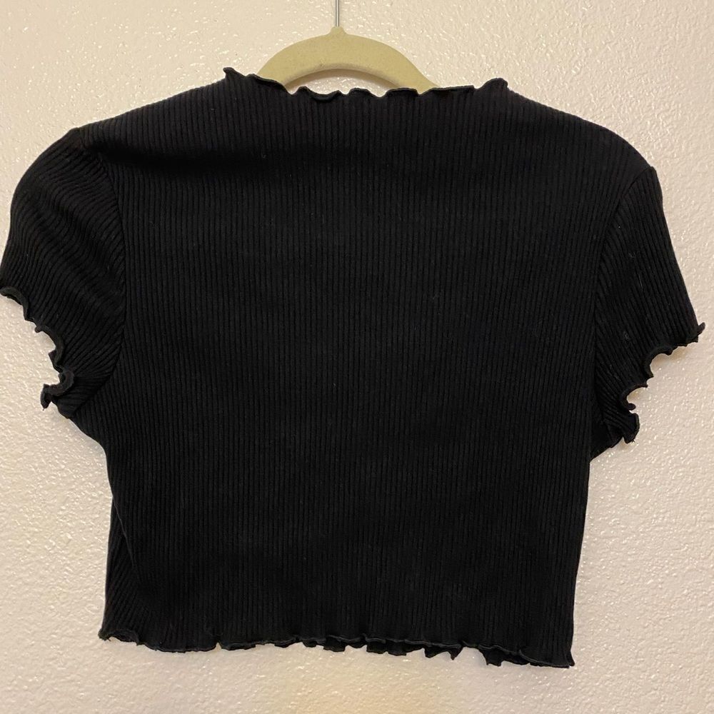 Shein black ribbed cropped red mushroom short sleeve top XL (teen) - Picture 2 of 7